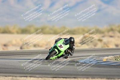 media/Dec-07-2025-CVMA (Sun) [[3e7d2de5dc]]/Race 17-Amateur Formula Middleweight/